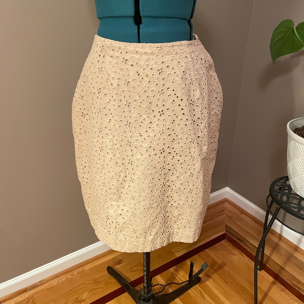 Talbots tan eyelet skirt size 14w